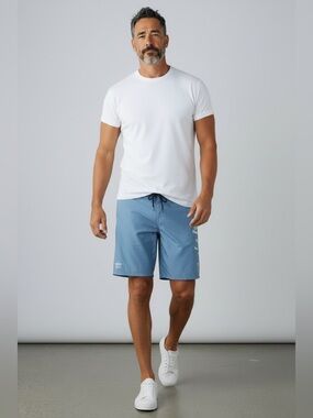 Salt Life SLX QB Light Blue Board Shorts Ultra Soft Size 36 Mens Beach Swimwear